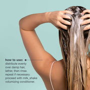 milk-shake-volumizing-shampoo-use